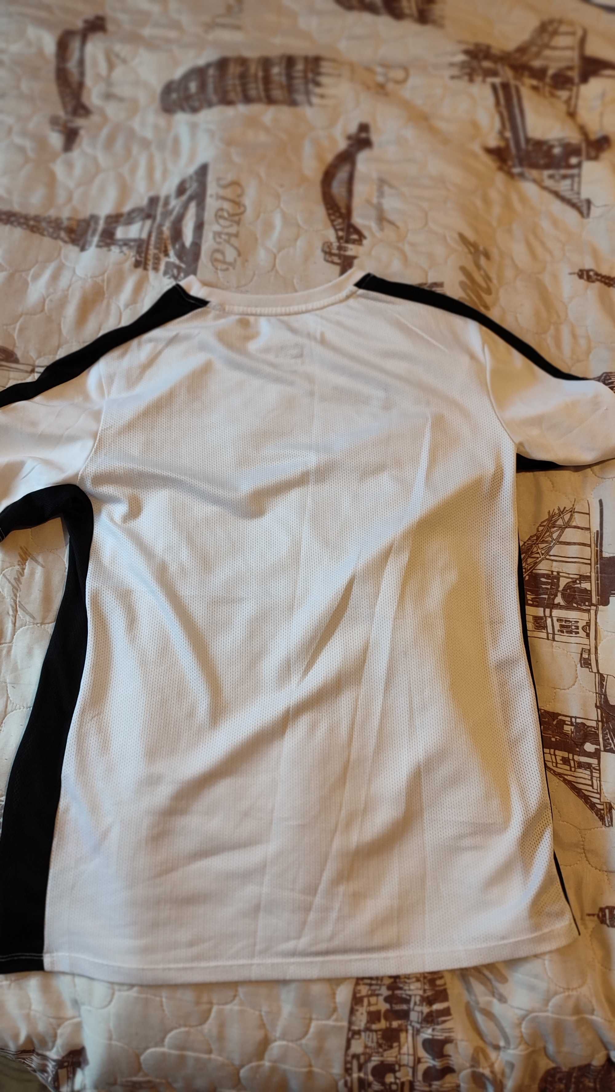 Nike тениска и шорти екип или поотделно. Xl 158-170