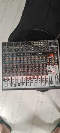 Mixer behringer pasiv 1000lei sau schimb cu boxa activa