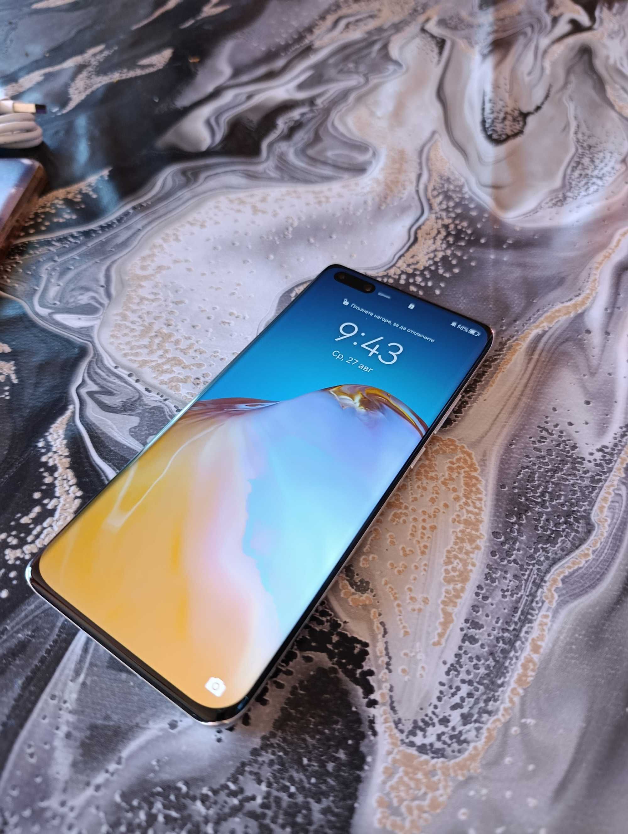 Продавам Huawei P40 PRO