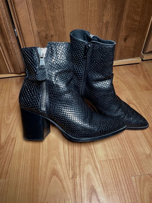 Botine piele naturala cu toc