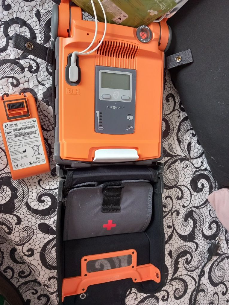 Defibrilator pewerheart g5 baterie expirata