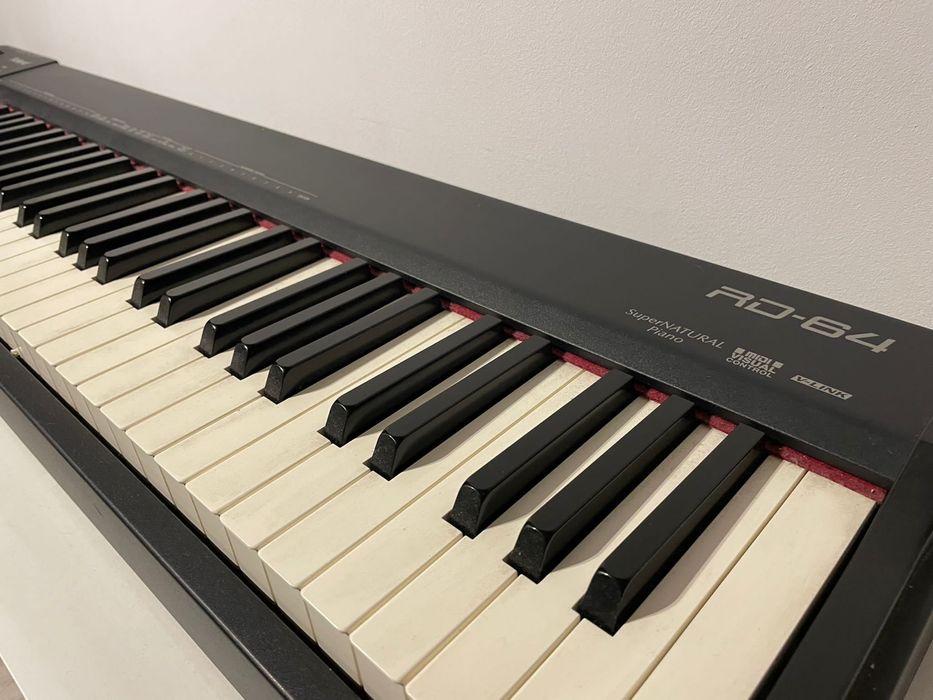 Roland RD-64 Digital Piano – Stage Piano Compact & Profesionist