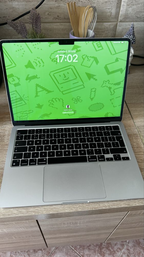 Apple Macbook 13 M2 520 GB 2022