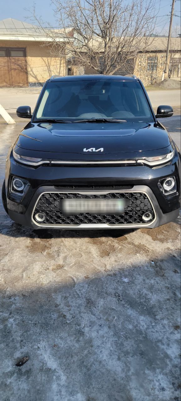 Kia 2022 yil 888