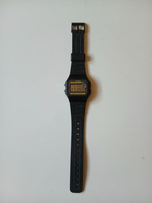 Casio F-94W ca nou