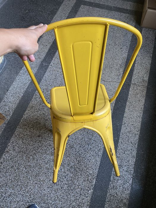 Метални градински столове