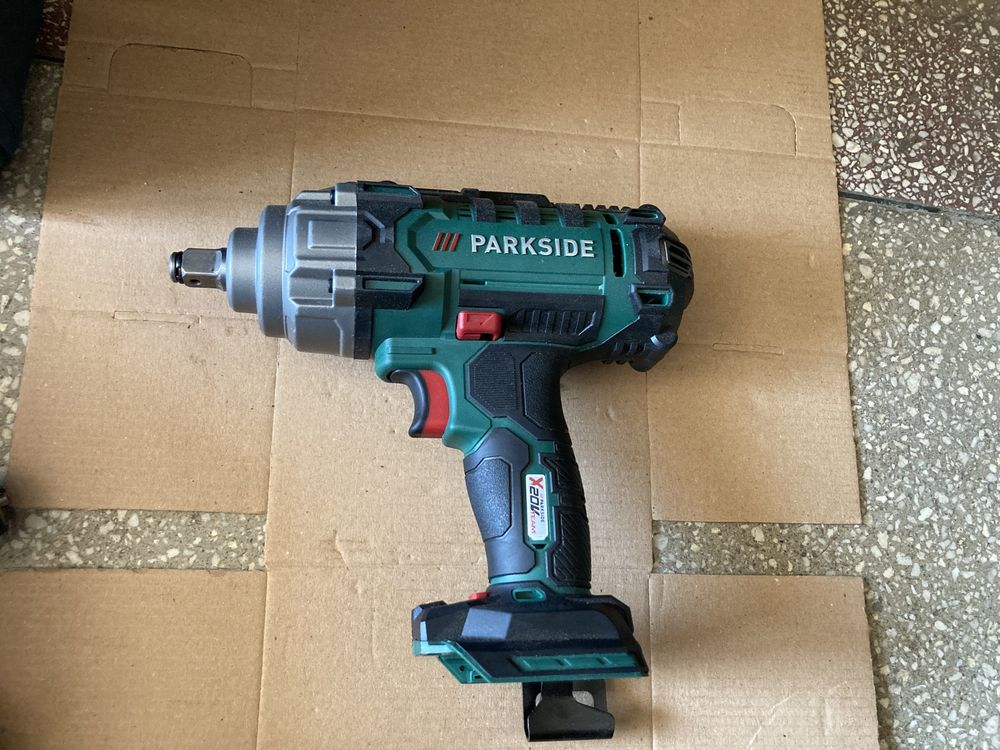 Masina de Insurubat cu Impact Parkside 20V Doar Corp