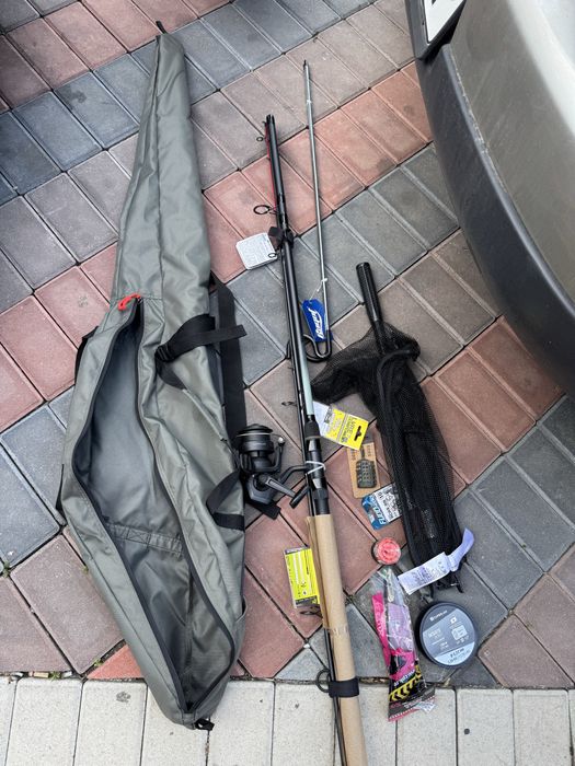 Lanseta si echipament de pescuit