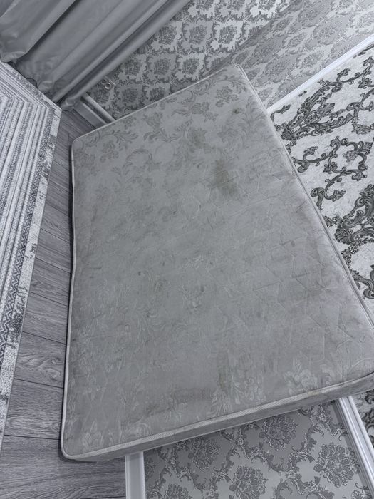 Отдам матрас самовывоз