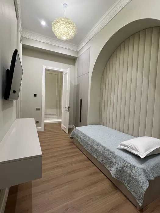 ЖК “Oqsaroy”, Паркентский рынок