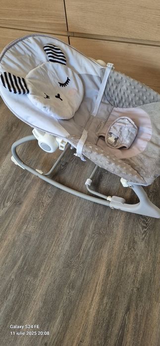 Leagăn balansoar pentru bebeluși