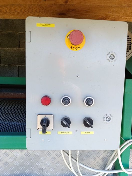 Машина за миене на кореноплодни. Картофи, моркови и други