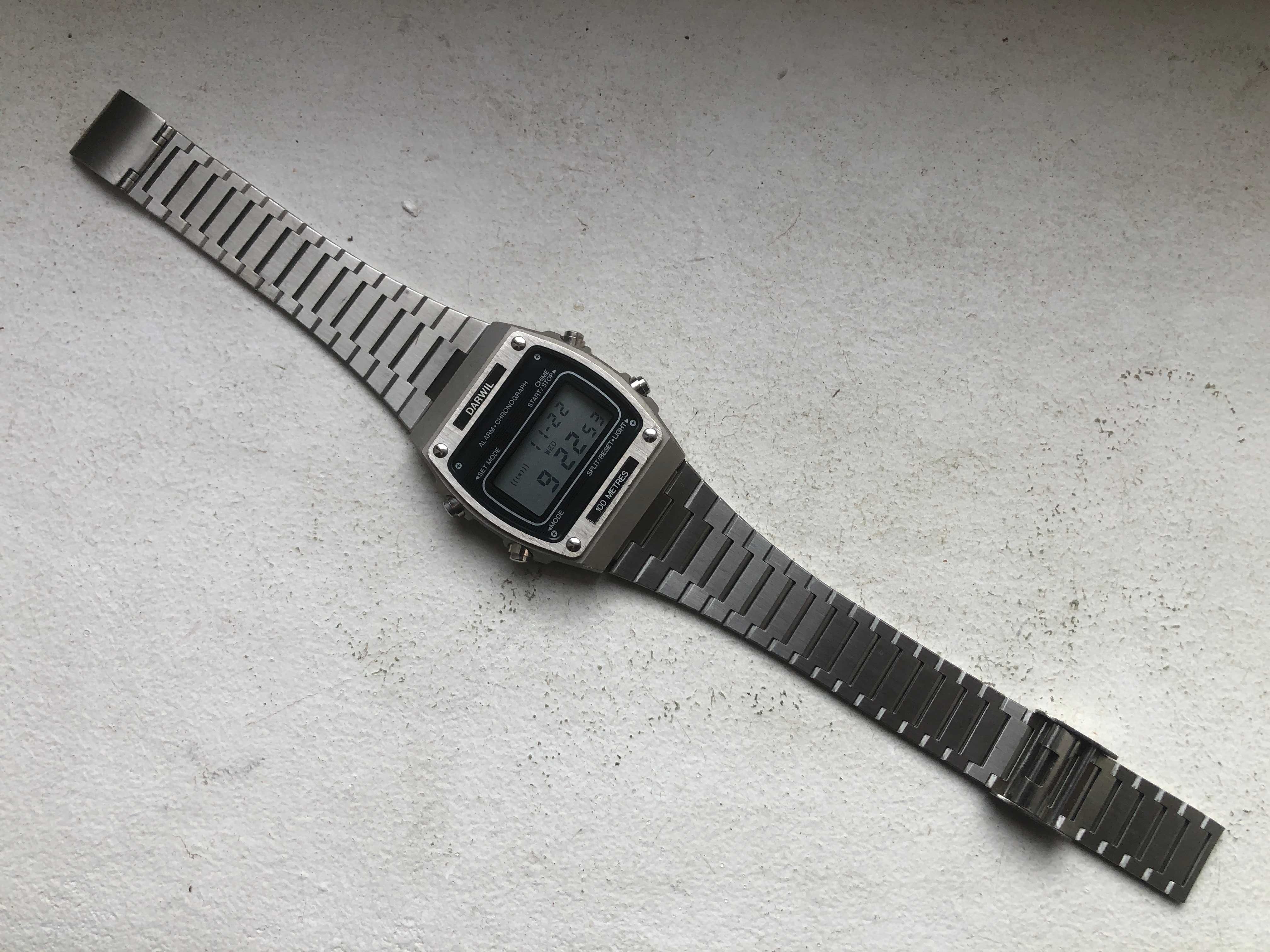 ретро LCD "DARWIL" alarm-chronograph - 1980г. - МИНТ