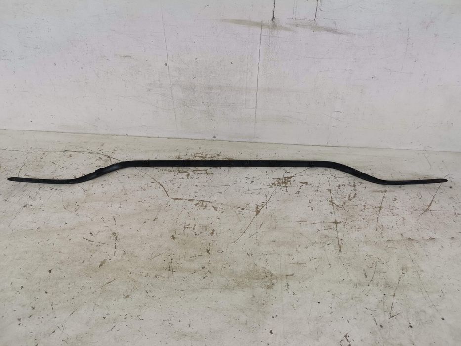 Декоративна лайстна задна броня Мерцедес-Бенц / Mercedes-Benz E-Class