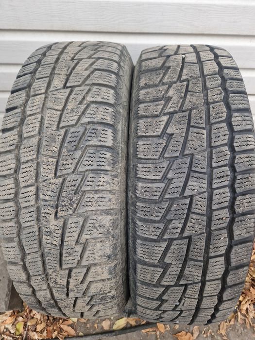 Продам комплект шин 185-65r15
