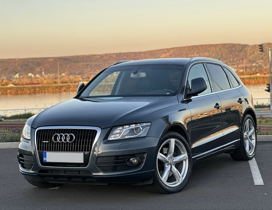 AUDI Q5 / 245 Cp / S-tronic / Quattro