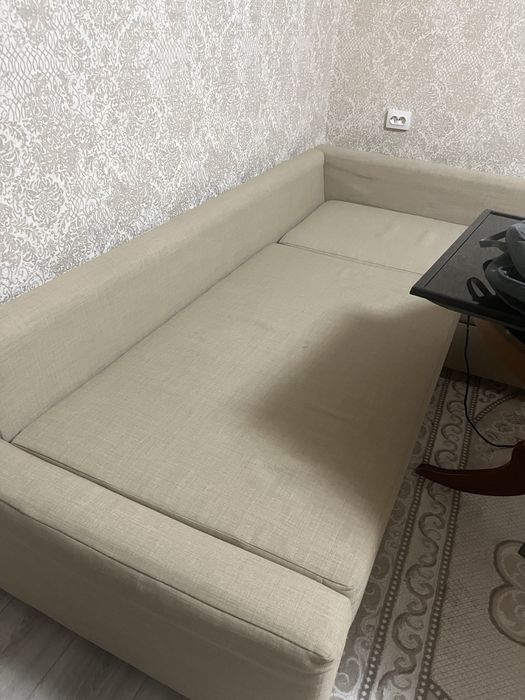 Диван в хорошем состоянии