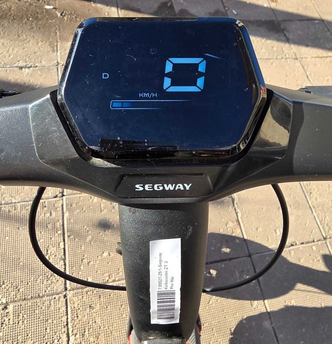 ***УНИКАТ/ГАРАНЦИЯ*** Segaway Kickscooter ZT3 PRO