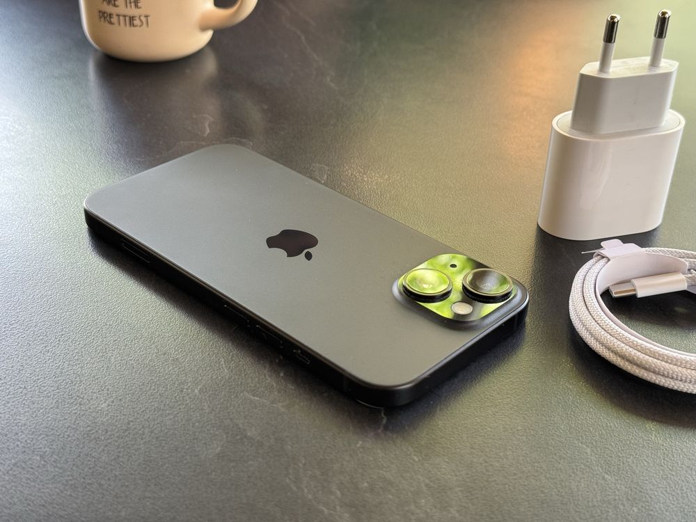 iPhone 15 NOU, Baterie 100% , FullBox / schimb cu 15 Pro Max