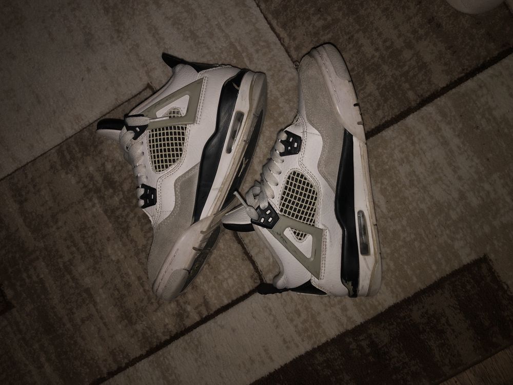 Când jordan 4 military blak