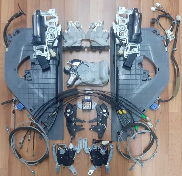 Продам Механизм открывания двери задний Toyota Estima 50 / 55