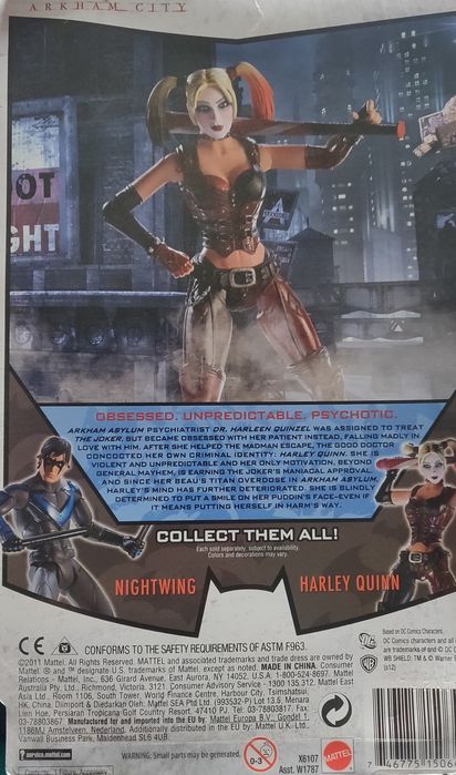 Vând figurină Harley Quinn