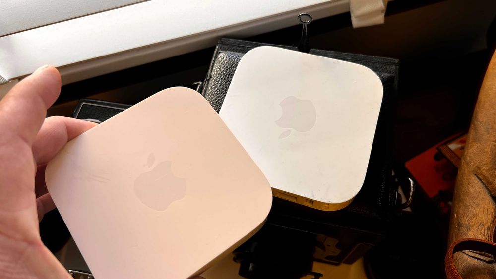 AirPort Express 802.11n (a 2-a generaţie)  A1392 3 Buc.