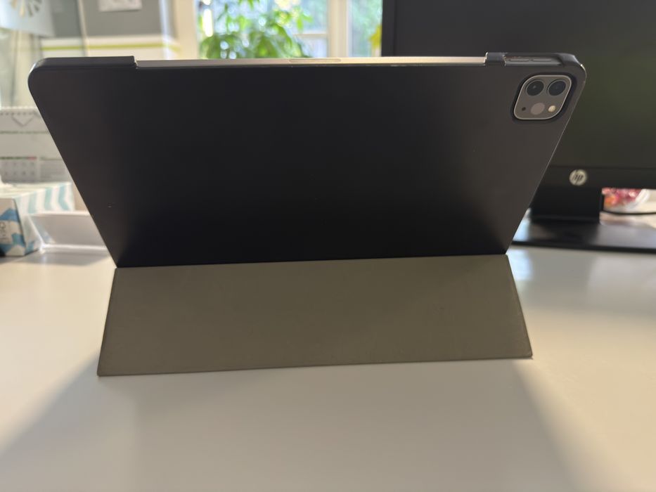 Ipad pro gen 6 12.9" 256gb M2