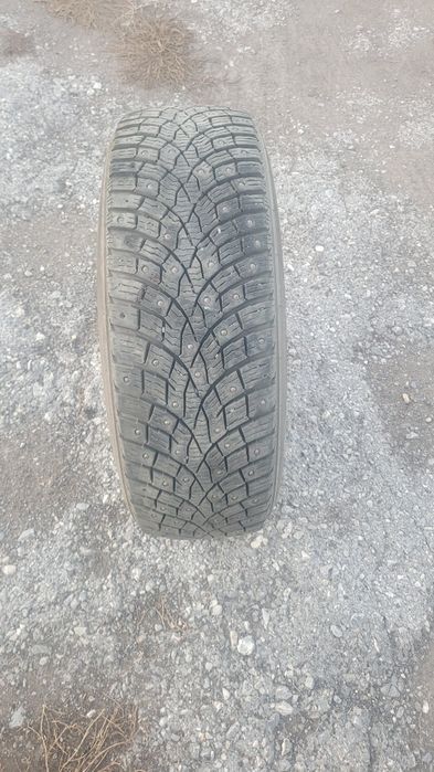 Продам зимнюю резину шипы