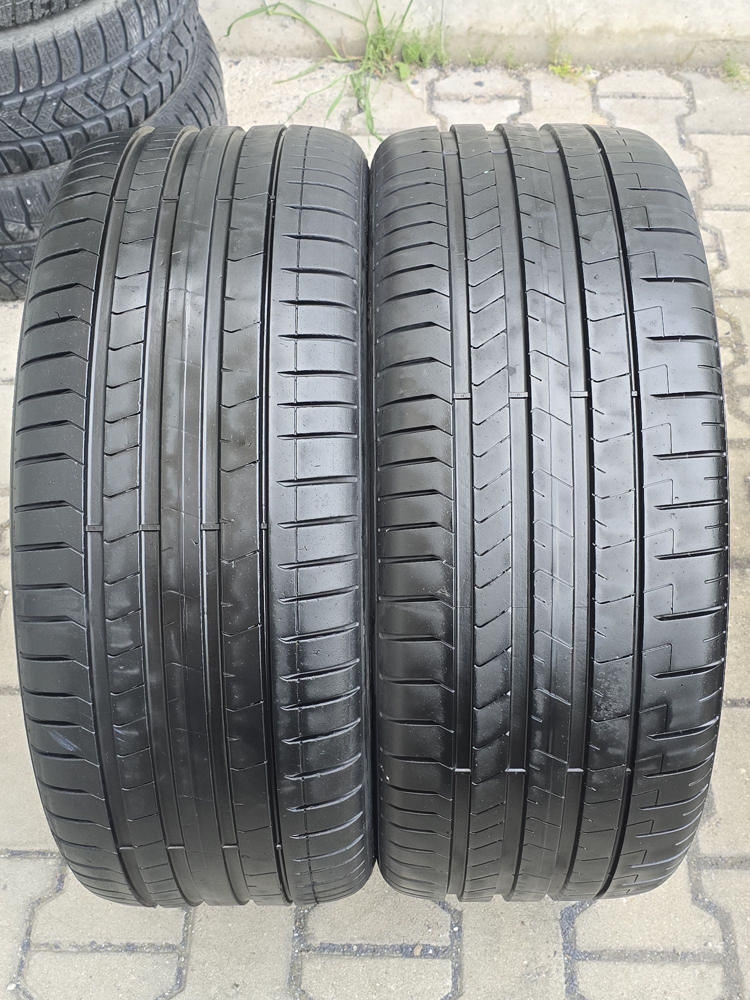 265 35 22 Pirelli