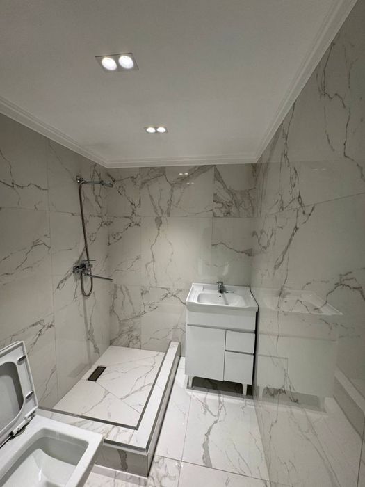 Яккасарай | Аэропорт - Продается нежилое помещение вдоль дороги 100м2