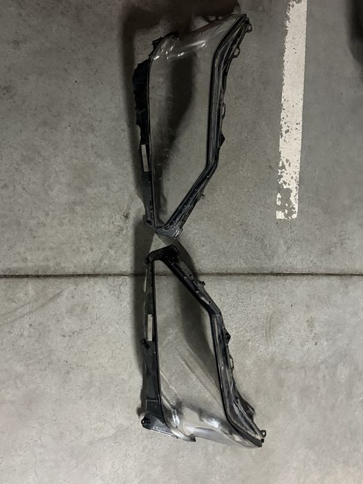 Стекло Фары 570 Lexus