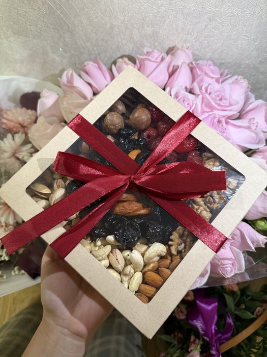 Прдам подарочные боксы их орехов и сухофруктов