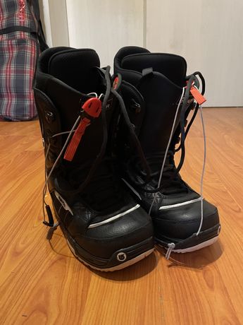 Ботинки Burton для сноуборда , с чехлом