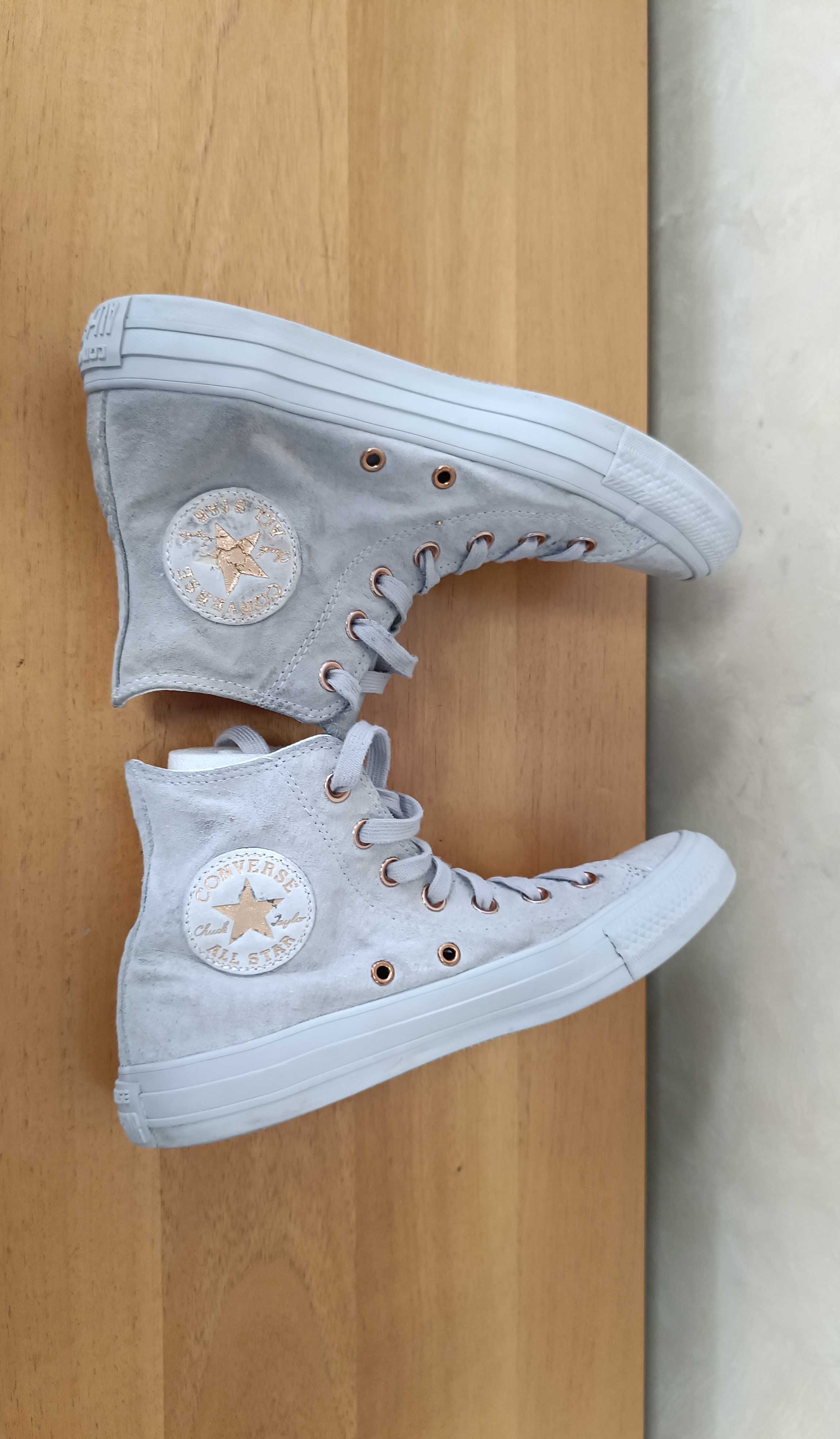 Converse-Много Запазени