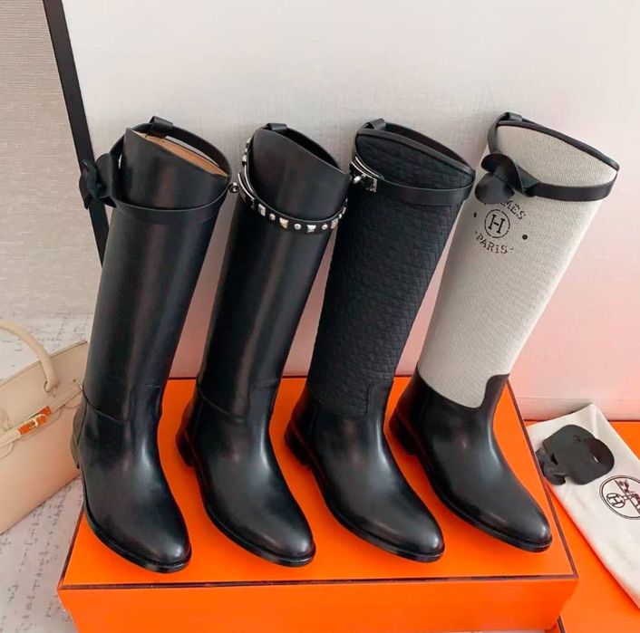 Ботуши различен бранд