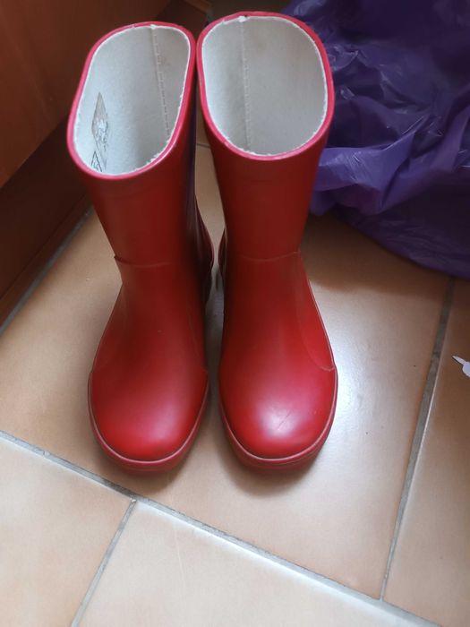 Vand cizmulite ploaie