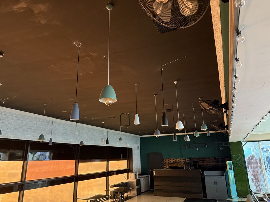 Люстра в отоияном состоянии для вашего дома и кафе