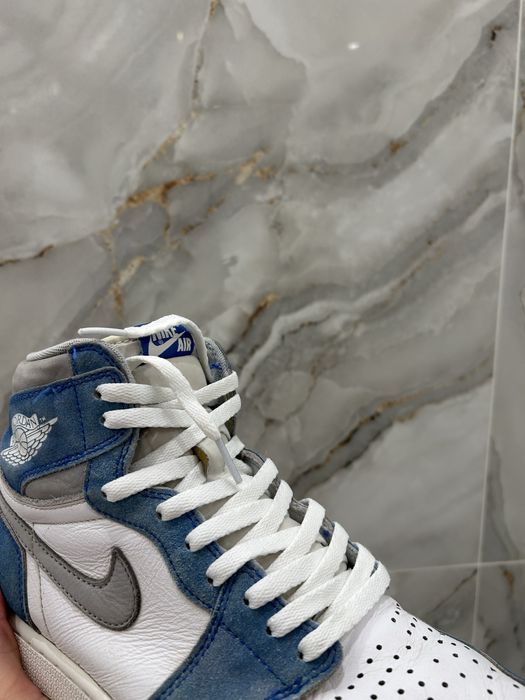 Jordan 1 hyper royal