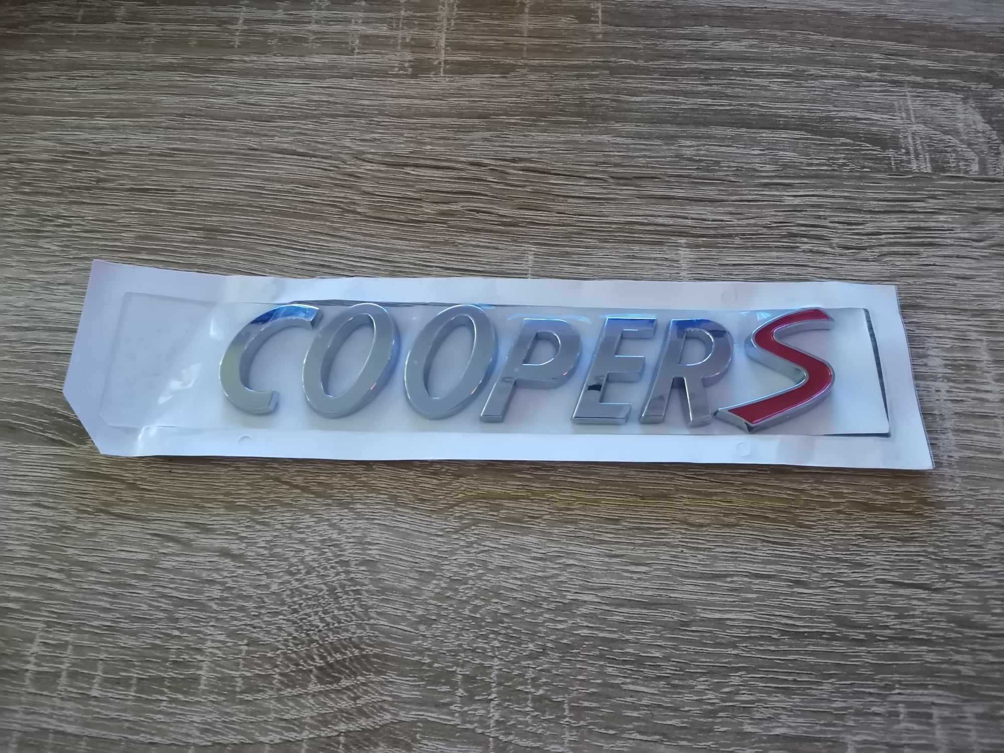 сребриста емблема MINI Cooper S