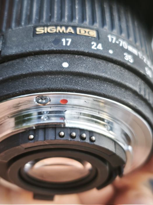 Sigma DC 17-70mm f2,8-4,5
