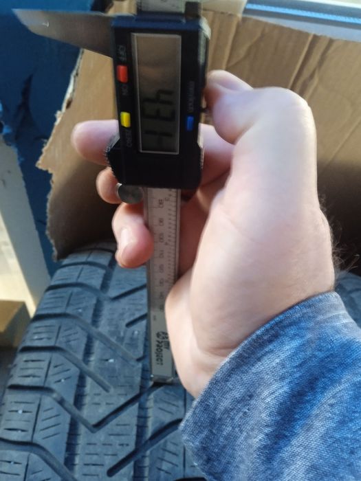 Джанти с Зимни Гуми  175/70/14/4бр. Hyundai