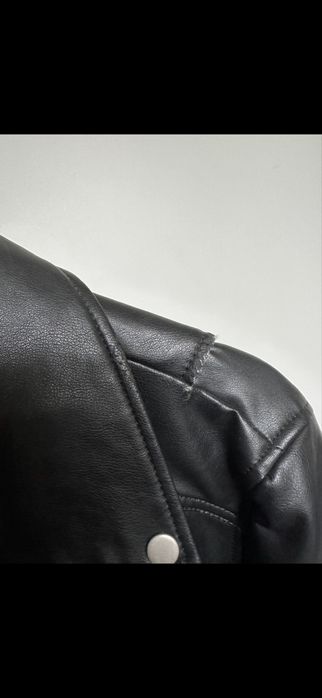 Мъжко кожено яке M размер от Zara