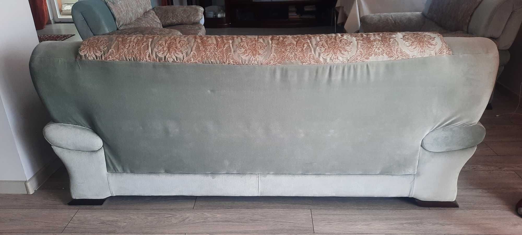Продам комлект из трех диванов