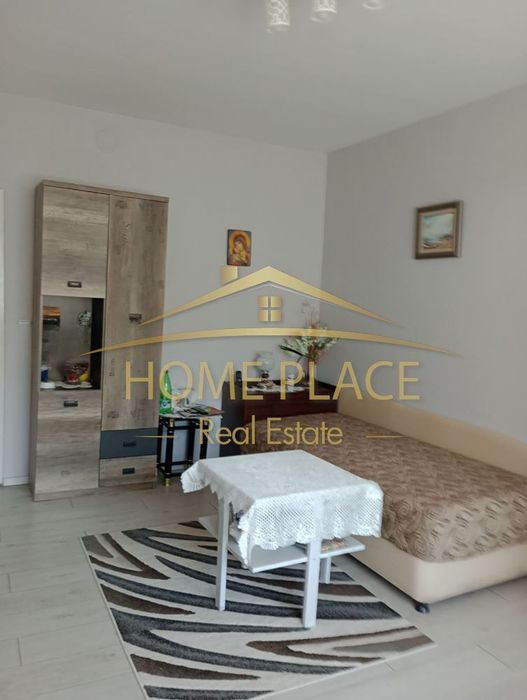 Четиристаен апартамент във Възраждане 4