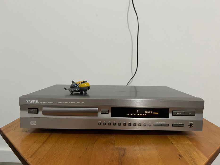 CD Player Yamaha CDX-496