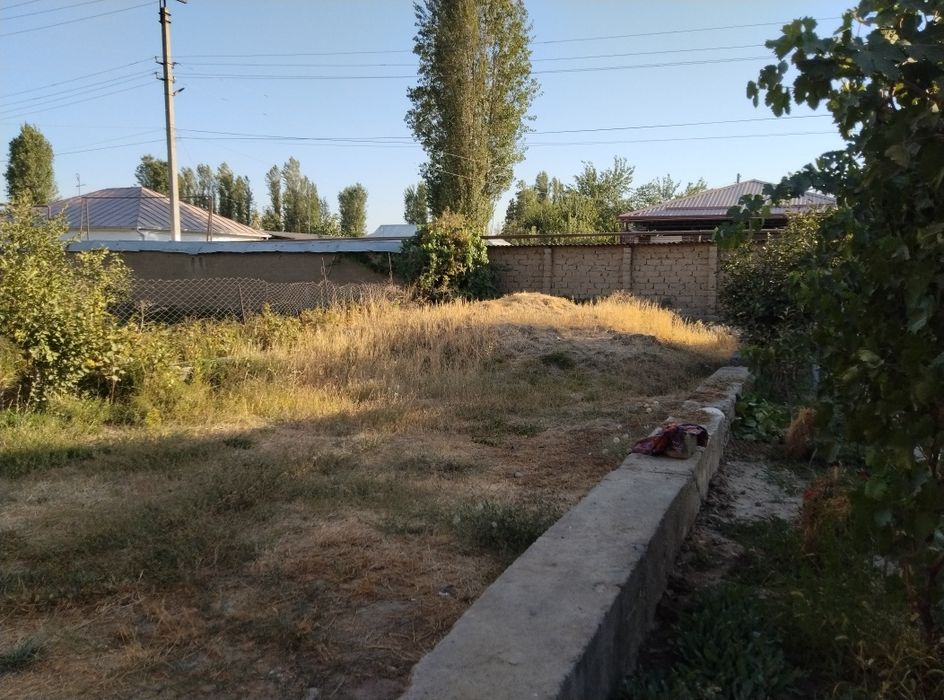 Срочно -8 соток иер сотилади сотоги 10 мин