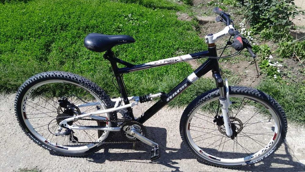 Bicicleta Mtb 26 RAGS 21 Vit. Shimano Mountain Bike Suspensie