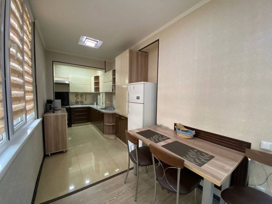 Сдается квартира Ц4 4 х комнатная