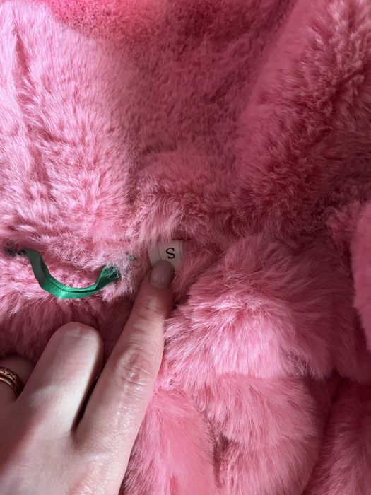 Продам куртку в отличном состоянии.